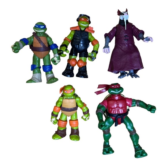 Lot of 5 Teenage Mutant Ninja Turtles Action Figures - Picture 1 of 7